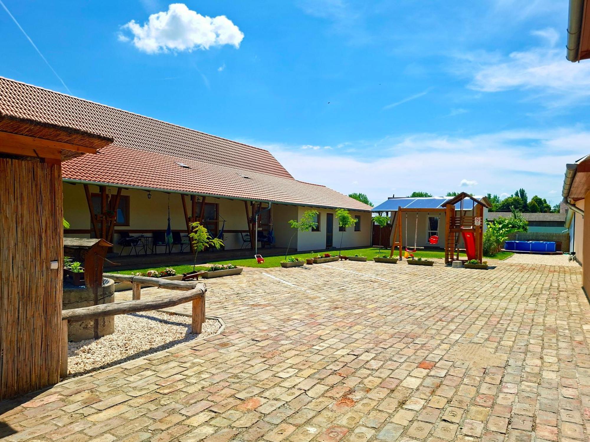 Szelcsengo Wellness Vendeghaz Apartment มาโค ภายนอก รูปภาพ